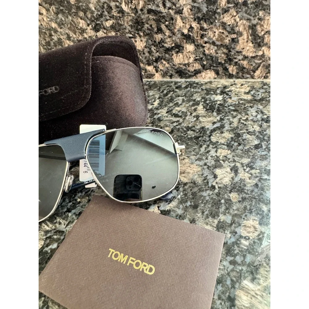 Tom Ford Tex TF1096 Aviator Sunglasses Silver Blue Leather 16V‎ 62-13-145 Italy